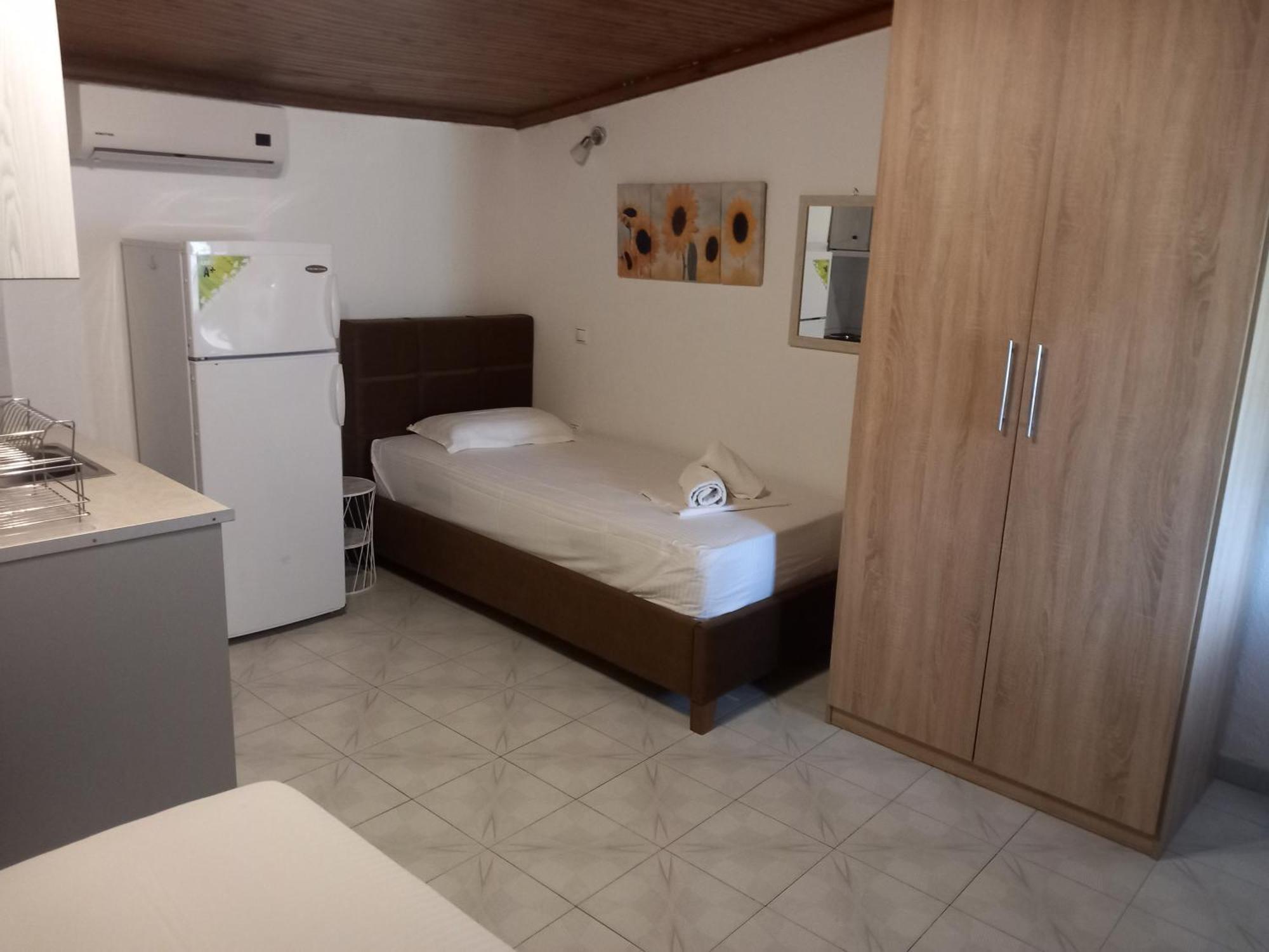 Apartment Lampos House *