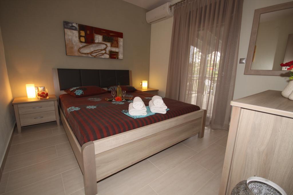 Lampos House Apartment Vourvourou