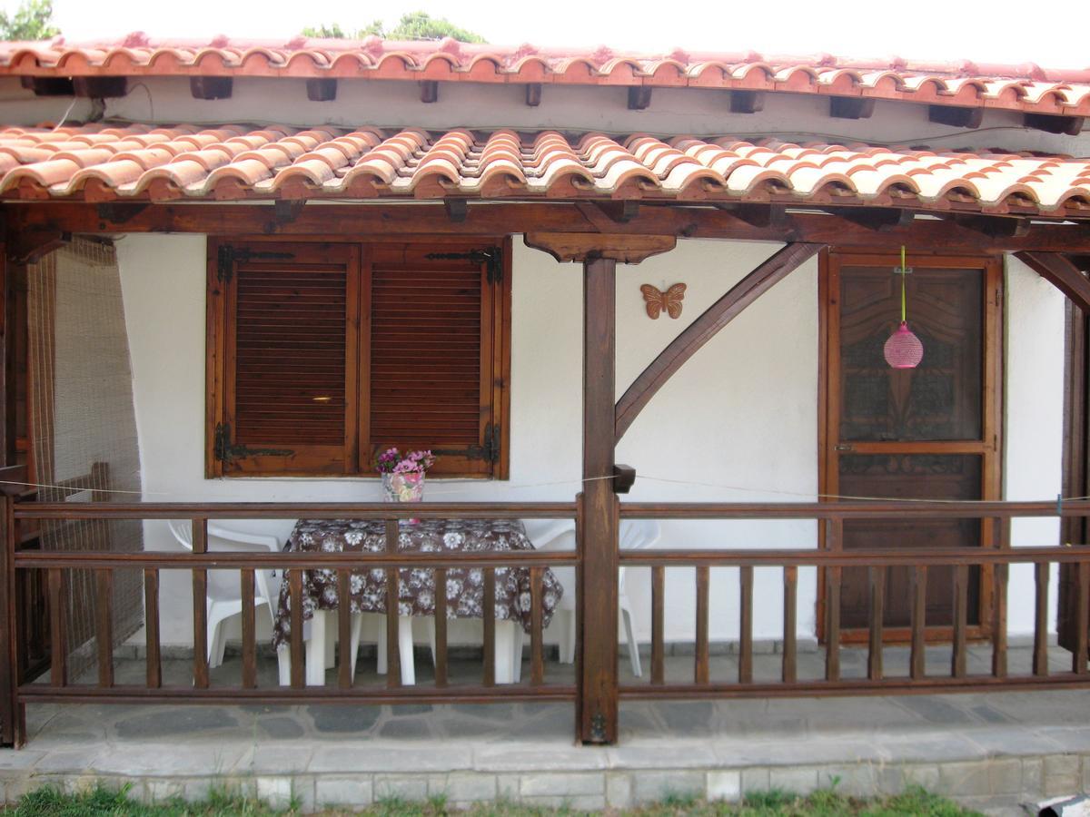 Apartment Lampos House