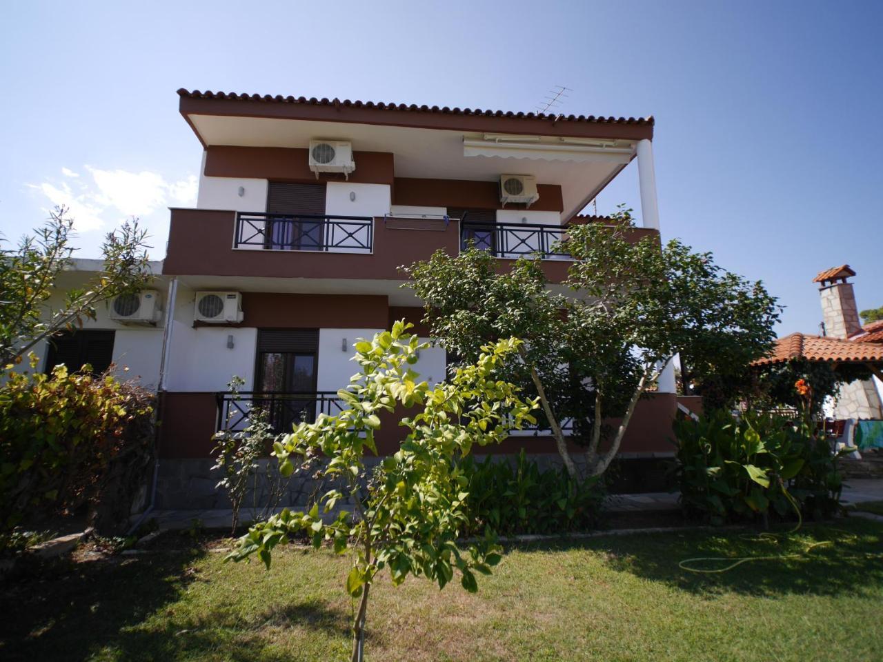 Lampos House Vourvourou